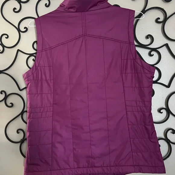 Columbia Women's Purple Vest - Picture 5 of 9